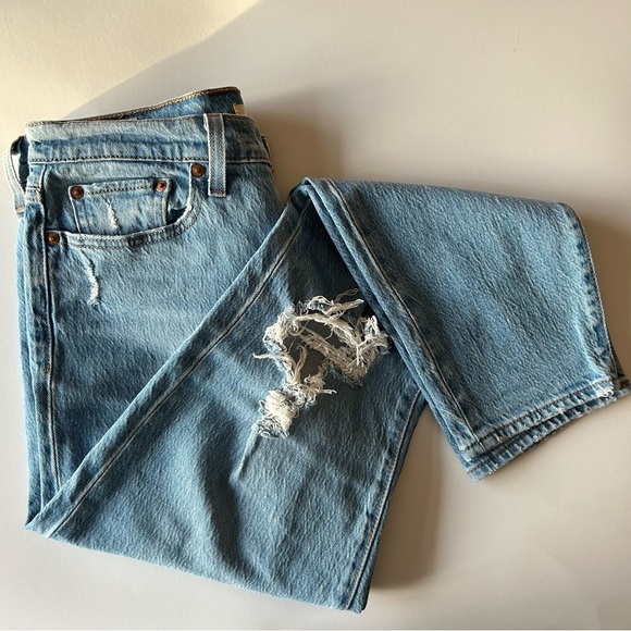 ♡ *NWOT* Levi Wedgie Icon Jeans - Picture 4 of 8